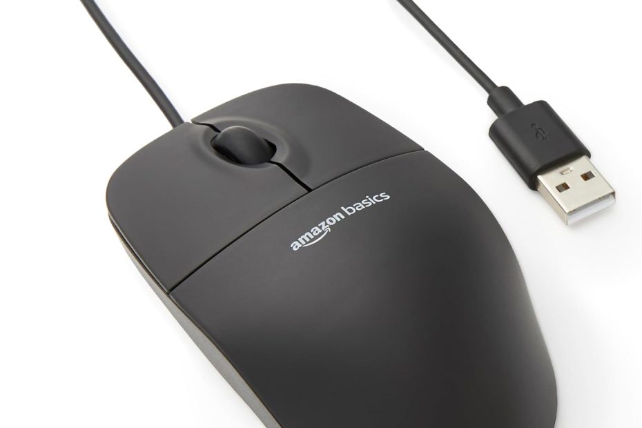 Amazon Basics Wired Mouse Review: The Office Mouse That Doesn't Try Too Hard